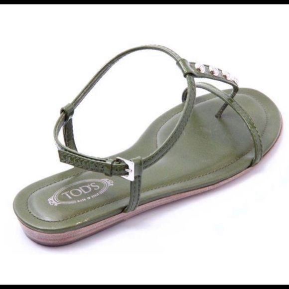 Tod's Matisse Patent Leather Stud Sandal Olive - Picture 5 of 7